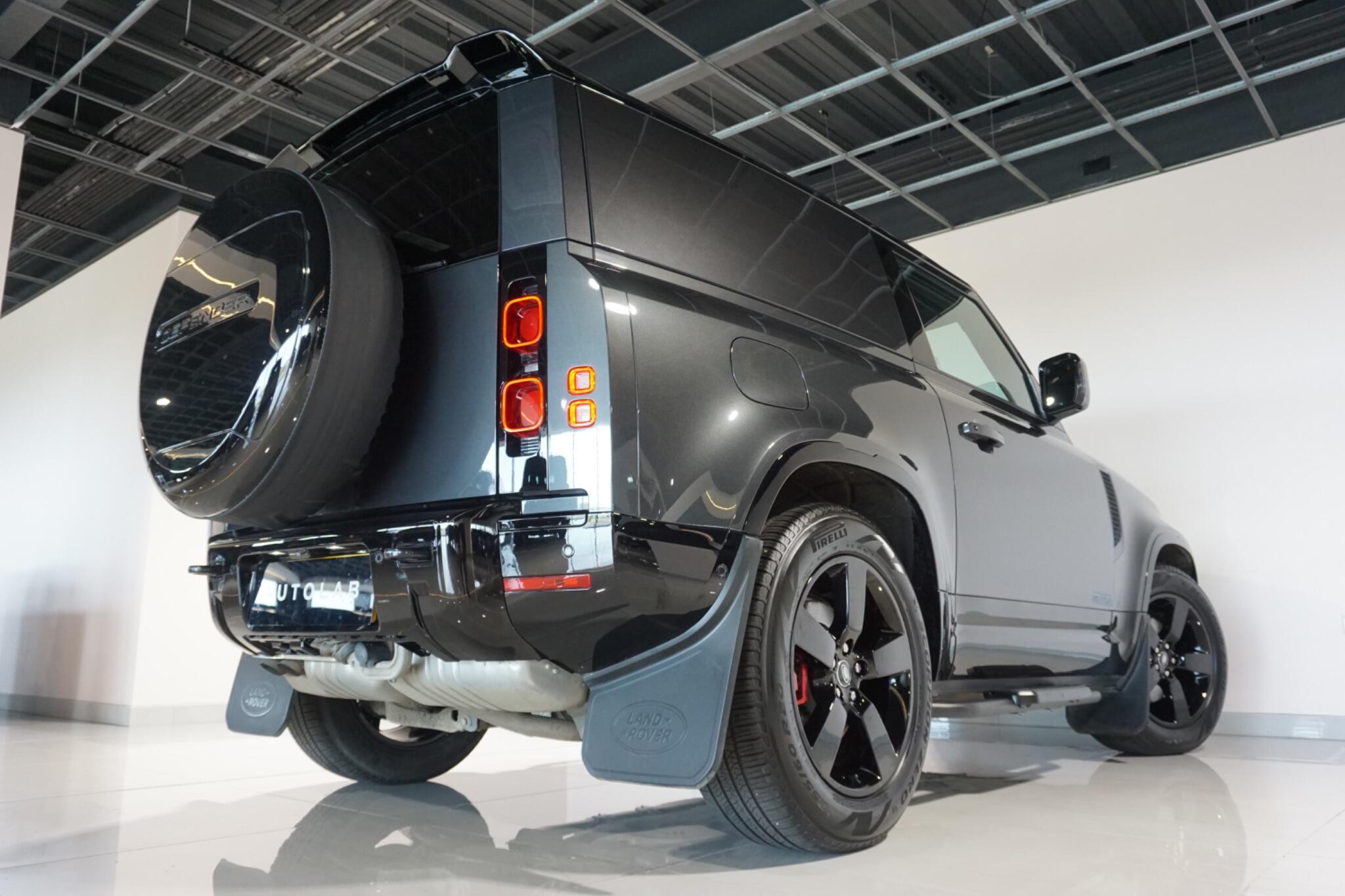 Land Rover Defender 90 3.0 D300 MHEV X-Dynamic HSE Hard Top SUV 3dr Diesel Auto 4WD SWB Euro 6 (s/s) (300 ps)